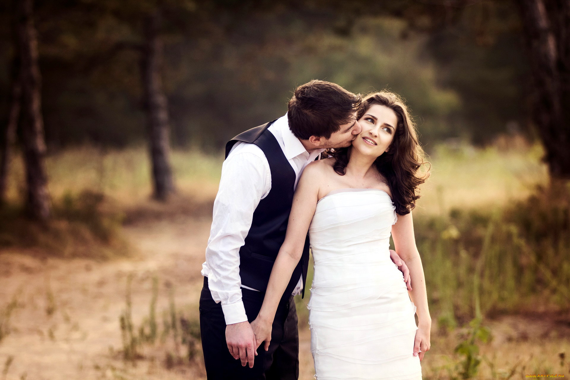 Loving moment. Настоящая любовь. Wedding Song. Фотосессия узбекская пара. Психотип романтик.